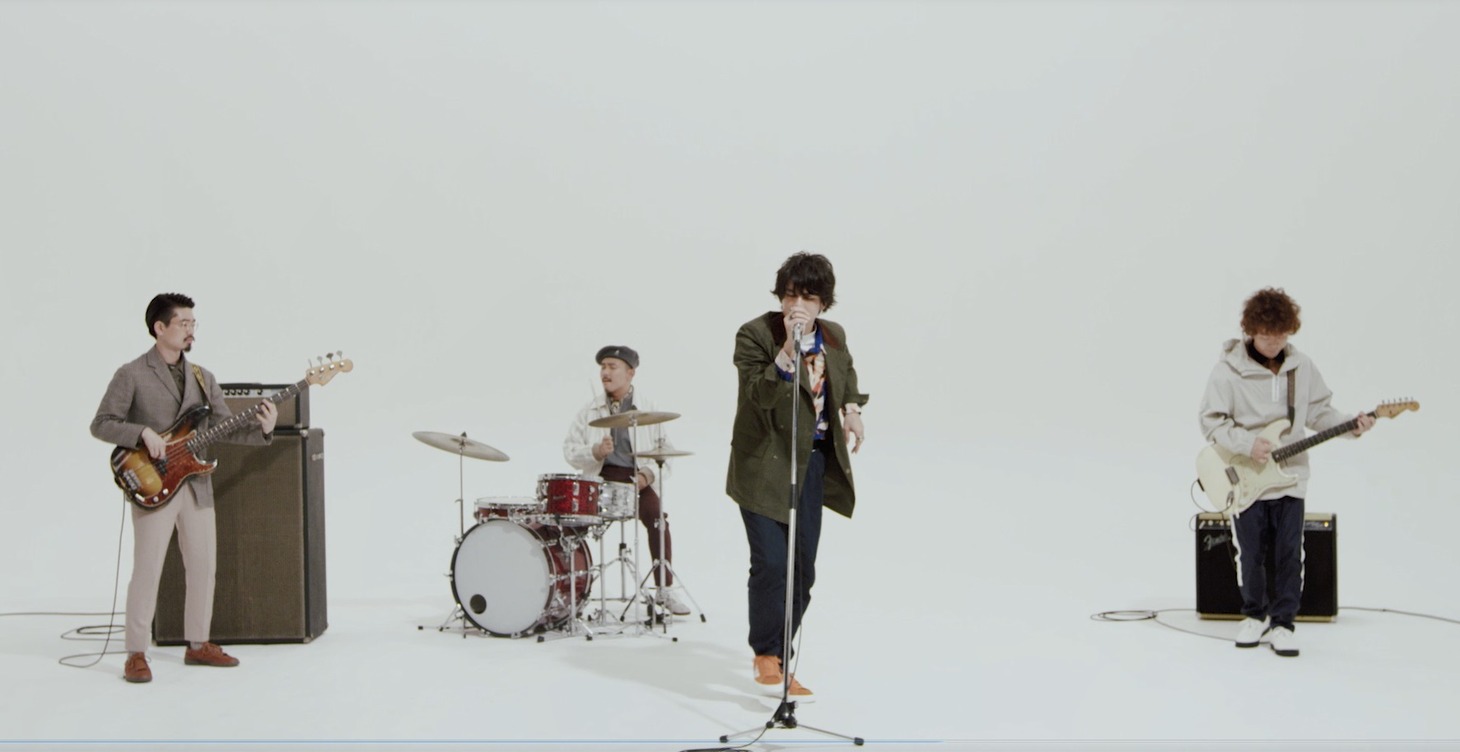 OKAMOTO'S「90'S TOKYO BOYS」ミュージックビデオのワンシーン。