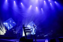 DEAN FUJIOKA「DEAN FUJIOKA Live 2017 "History In The Making"」東京・東京国際フォーラム ホールA公演の様子。（Photo by HIRO KIMURA）
