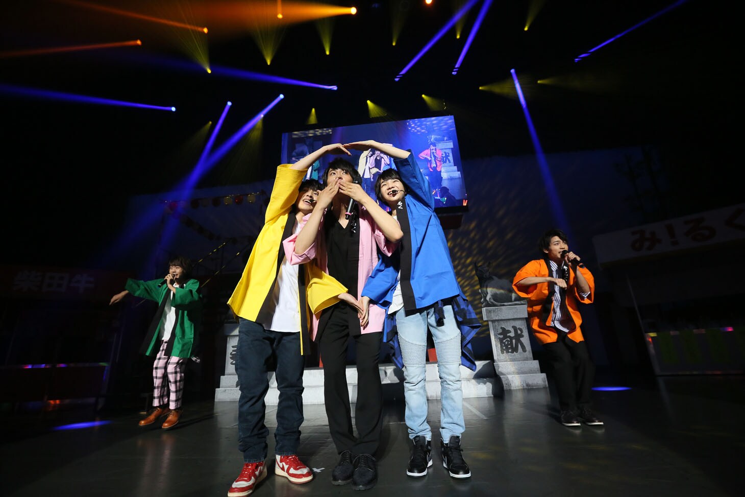 M!LKの夏祭り！新曲ありコントありのステージにファンも大盛り上がり