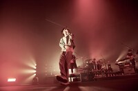 「米津玄師 2017 LIVE / RESCUE」の様子。（撮影：中野敬久）