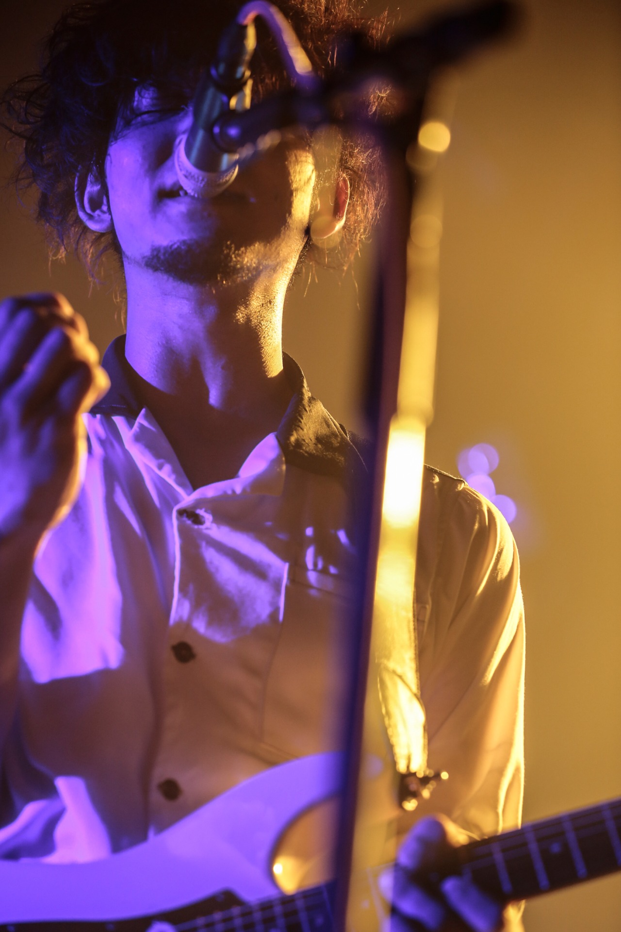 シュンタロウ（Vo, G）（Photo by Yosuke Tori）