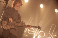 マコト（B）（Photo by Yosuke Tori）