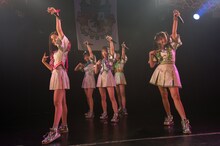 マジカル・パンチライン「1stワンマンライブ "World’s End Wonderland: Episode I"」の様子。（提供：林晋介）