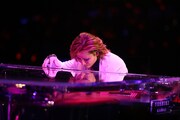 YOSHIKI（Piano, Dr）