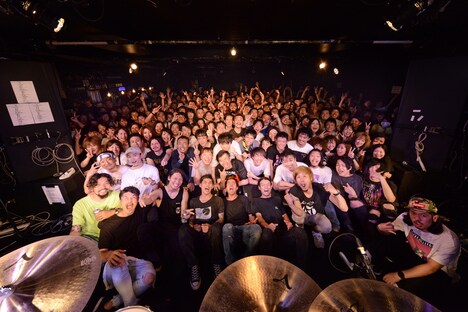 COUNTRY YARD「ONE TOUR」東京・新代田FEVER公演の様子。（撮影：半田安政[Showcase]）