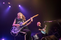 SCANDAL「SCANDAL TOUR 2017『SCANDALの47都道府県ツアー』」東京・チームスマイル・豊洲PIT公演の様子。（撮影：中島真）