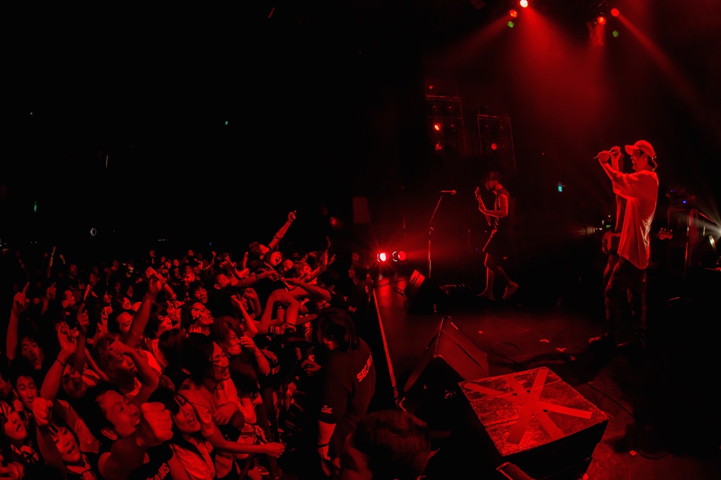 SHADOWS「OPERATION ATTIC TOUR」東京・TSUTAYA O-EAST公演の様子。（Photo by TAKASHI KONUMA）