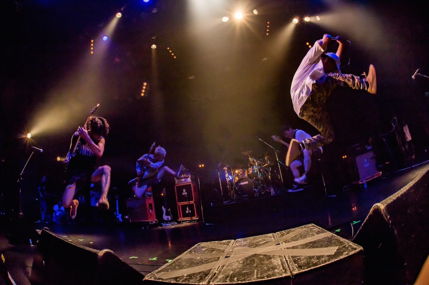 SHADOWS「OPERATION ATTIC TOUR」東京・TSUTAYA O-EAST公演の様子。（Photo by TAKASHI KONUMA）