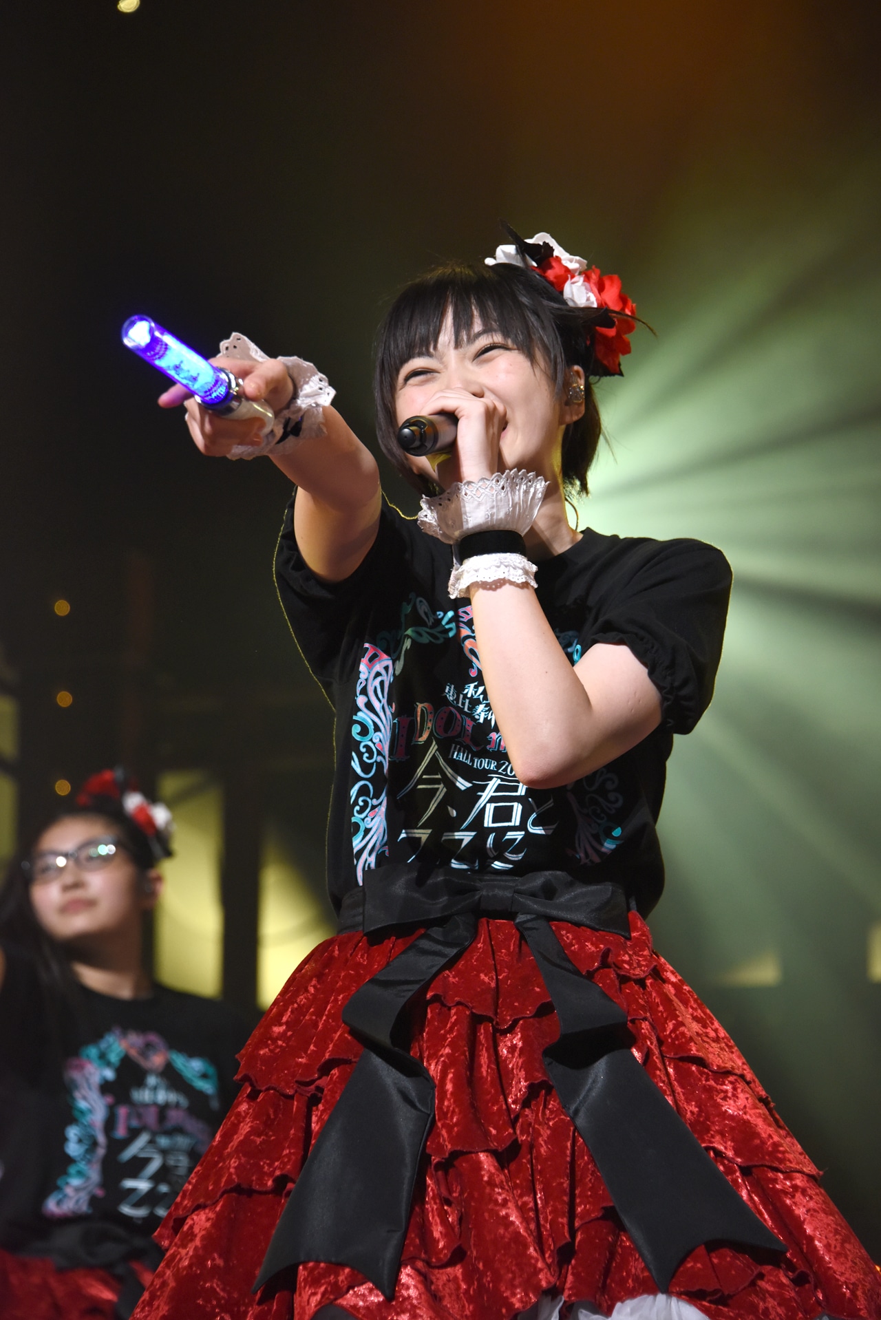 安本彩花