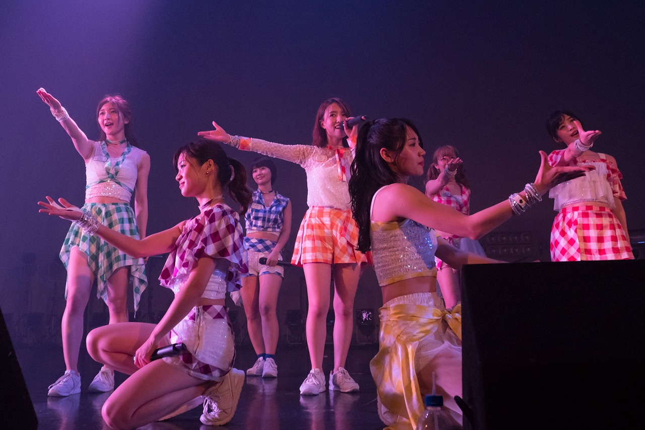 アップアップガールズ（仮）「ライブハウスツアー2017 アップアップガールズ（仮）∞ Lives Change & Evolution」東京・Zepp Tokyo公演の様子。（写真提供：YU-Mエンターテインメント）