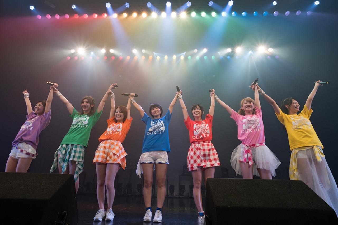 アップアップガールズ（仮）「ライブハウスツアー2017 アップアップガールズ（仮）∞ Lives Change & Evolution」東京・Zepp Tokyo公演の様子。（写真提供：YU-Mエンターテインメント）