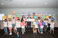 ピコ太郎の国連本部訪問の様子。