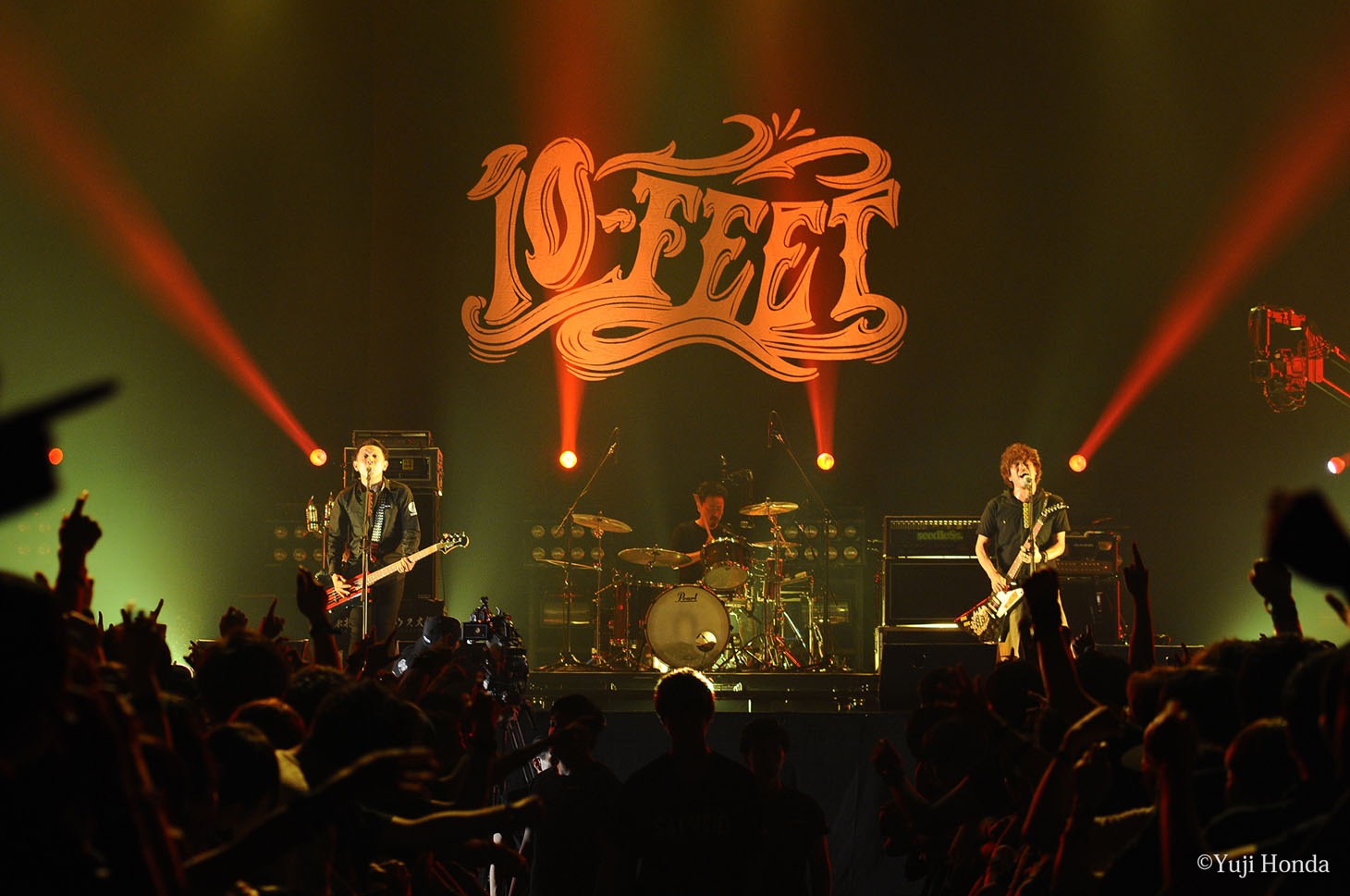 10-FEET