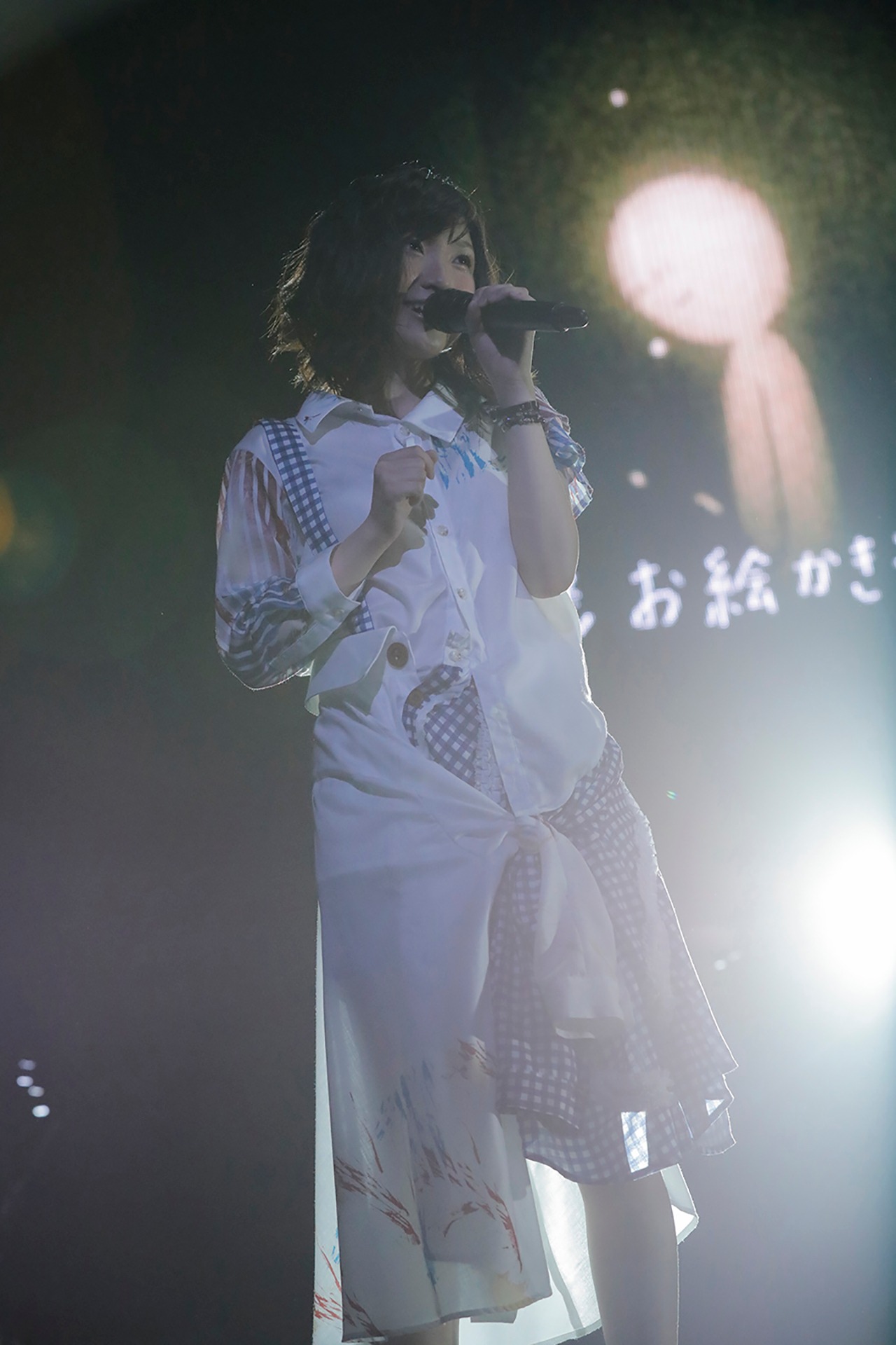 有安杏果「ココロノセンリツ ～Feel a heartbeat～ Vol.1」東京・東京国際フォーラム ホールA公演の様子。（photo by HAJIME KAMIIISAKA+Z）