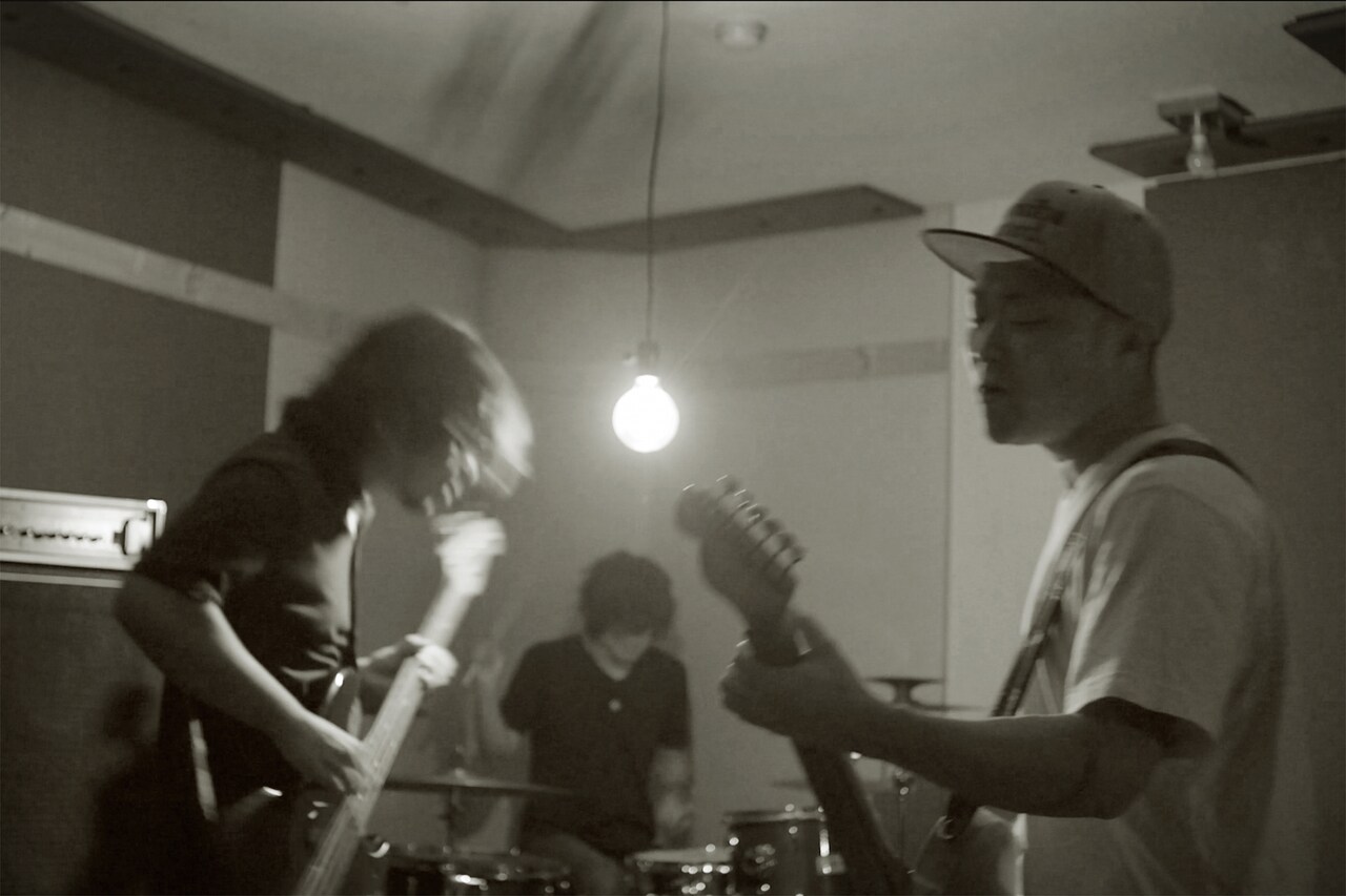 秀吉、新曲は映画「美しすぎる議員」主題歌