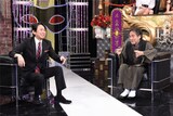 左から有吉弘行、稲川淳二。(c)日本テレビ