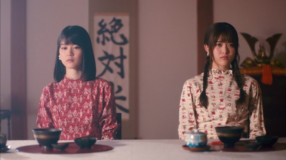 乃木坂46「逃げ水」MVより。
