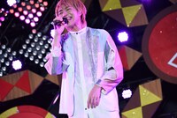 自分のドラえもんのモノマネに笑うタカシ。