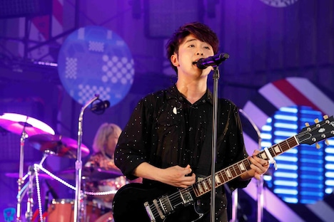 大森元貴（Vo, G）（撮影：ウチダ アキヤ）