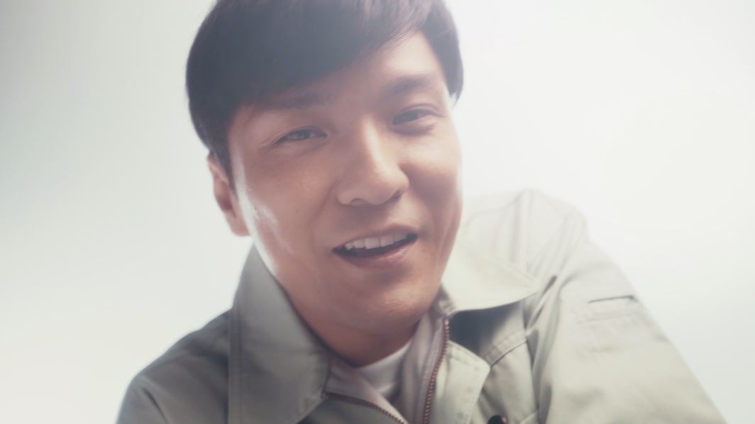 森山直太朗「#彼氏に歌で起こしてもらったなう に使っていいよ。」のワンシーン。