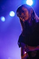 井上唯（Maison book girl）（撮影：西槇太一）