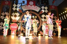 「My Buddy」を披露する超特急。