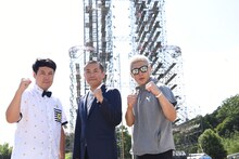 タカアンドトシと樽美酒研二（ゴールデンボンバー）。