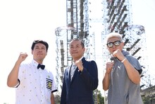 タカアンドトシと樽美酒研二（ゴールデンボンバー）。