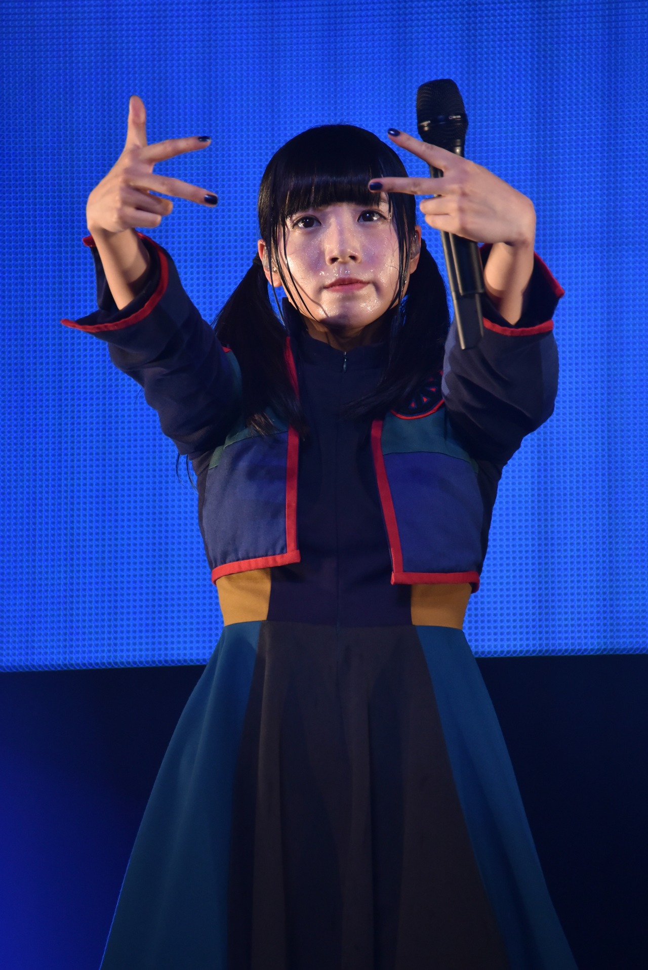 アユニ・D