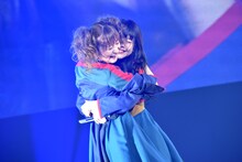 リンリンとアイナ・ジ・エンド。