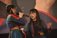 アユニ・Dとハシヤスメ・アツコ。