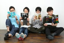 未完成VS新世界。左から梅本多朗（Key）、安田強太（B）、澤田健太郎（Vo, G）、海藤祐司（G）。