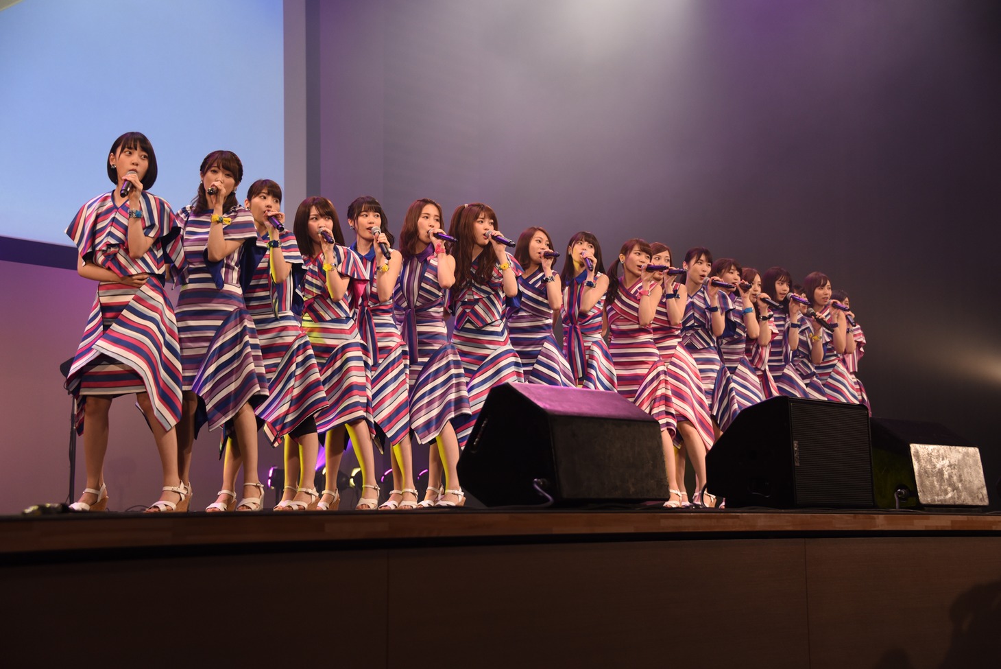 乃木坂46
