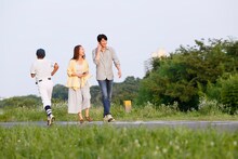 福耳「Swing Swing Sing」MV撮影時の様子。