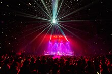 KAMIJO「Epic Rock Orchestra」東京・Zepp DiverCity Tokyo公演の様子。