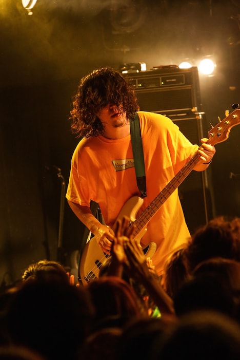 YU-TA（B, Cho / NECOKICKS）（撮影：白石達也）