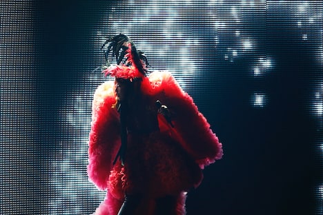 YUKI「YUKI concert tour "Blink Blink" 2017」北海道・函館アリーナ公演の様子。(Photo by Yoji Kawada)