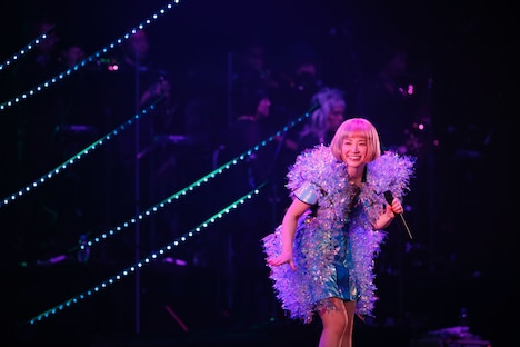 YUKI「YUKI concert tour "Blink Blink" 2017」北海道・函館アリーナ公演の様子。(Photo by Yoji Kawada)