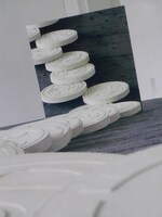 鈴木昭男による「NOISELESS」。 （参考作品）  （写真提供：札幌国際芸術祭事務局）