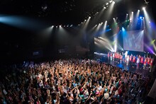 「ゆるめるモ！ディスコサイケデリカツアー」赤坂BLITZ公演の様子。（写真：曽我美芽）