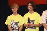 ツッコミの泉大智とボケの矢部昌暉。