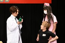 「キングオブコント2017」DISH//のコントの様子。