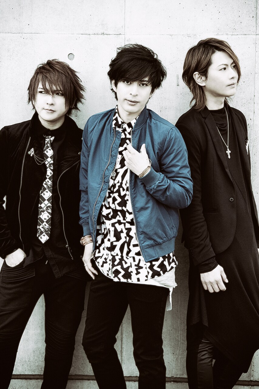 ALvinoがShotaの喉の不調により活動停止、8月ライブでファンに直接説明