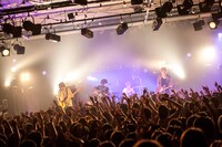 cinema staff「高機動熱源体」東京・LIQUIDROOM公演の様子。（撮影：ヤオタケシ）