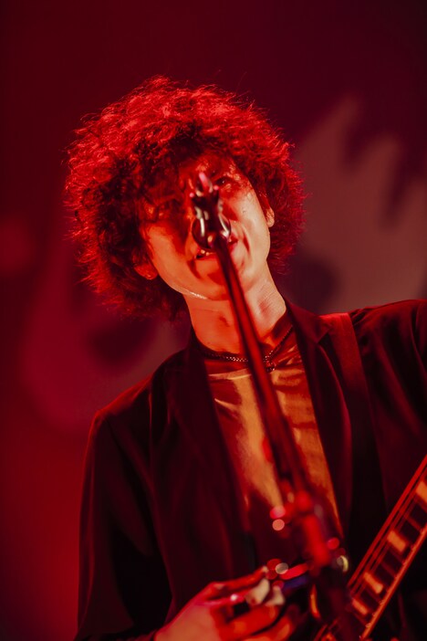 菅原卓郎（Vo, G / 9mm Parabellum Bullet）