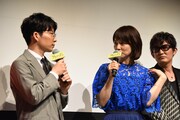 左から星野源、石田ゆり子、スガシカオ。