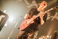 菅波栄純（G / THE BACK HORN）