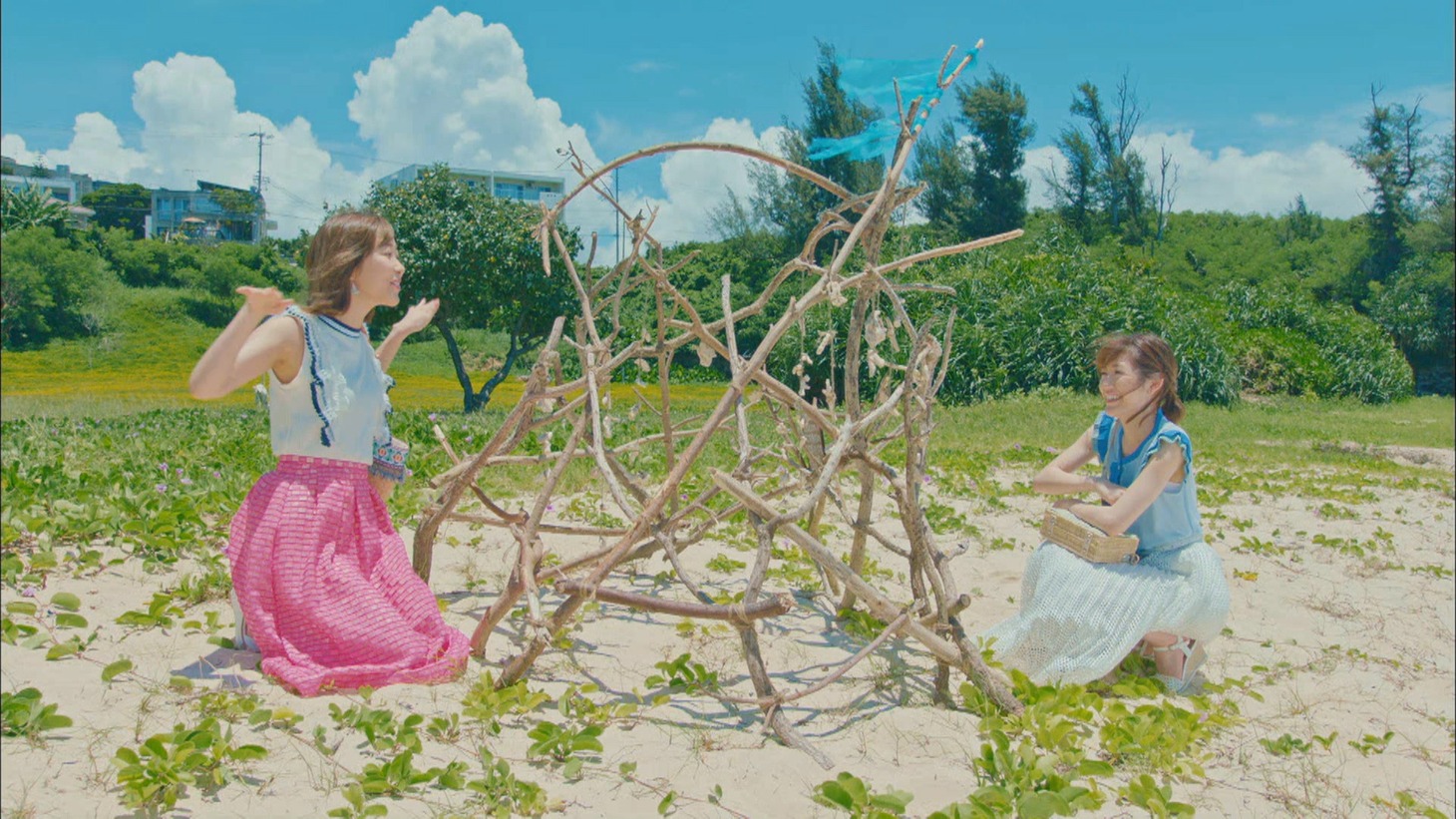 AKB48「#好きなんだ」ミュージックビデオのワンシーン。
