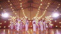 乃木坂46「未来の答え」ミュージックビデオのワンシーン。