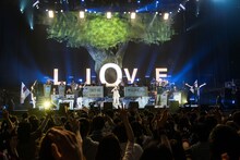 「SKY-HI HALL TOUR 2017 ～WELIVE～」の様子。